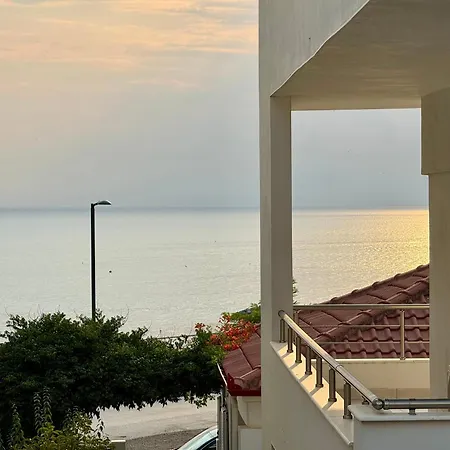 Infinity Stars Sea View