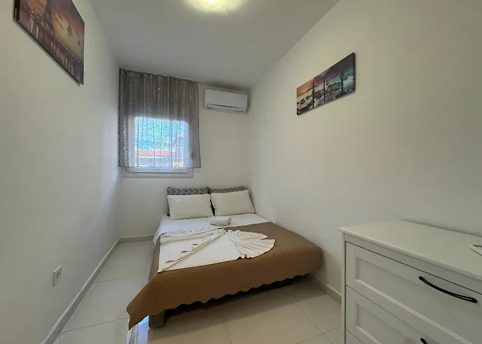 Infinity Stars Sea View *